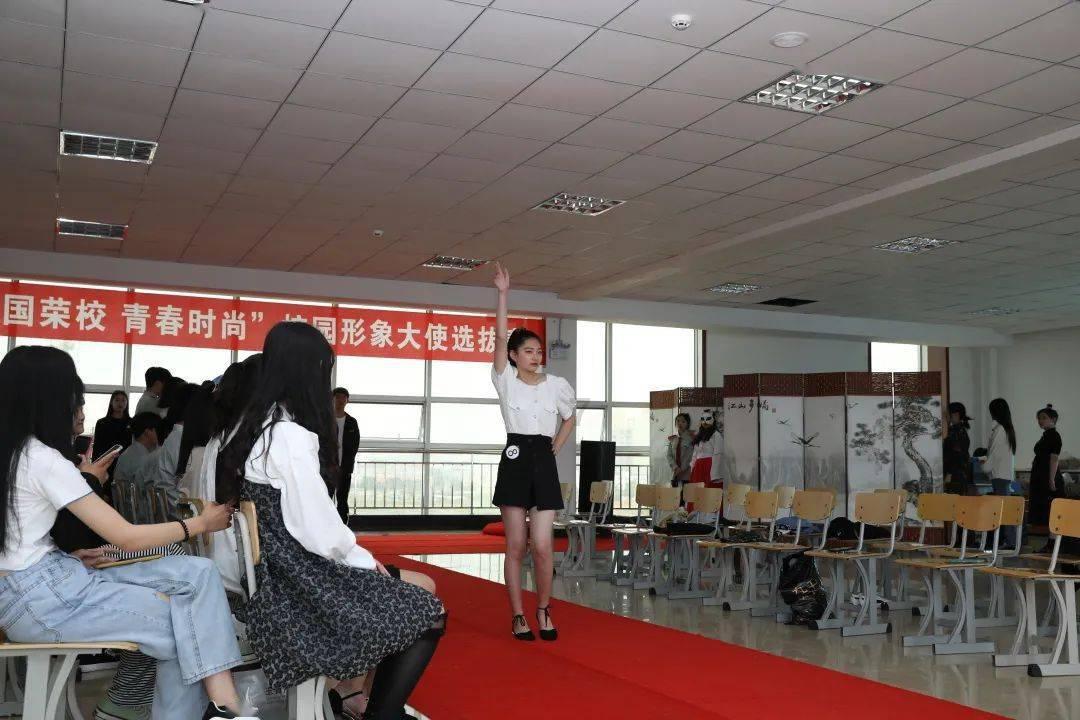手机连wifi后快播一直在用wifi流量（没下载电影）