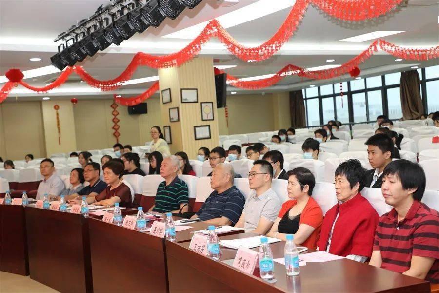 油耗仅5毛!原价11.19万,如今才卖8.49万却没人要,比缤智便宜