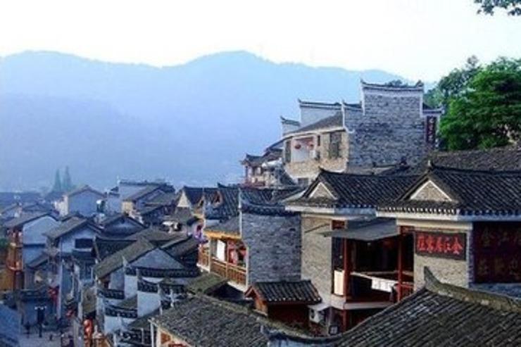 门德斯:巴萨希望在本赛季结束后留住菲利克斯和坎塞洛